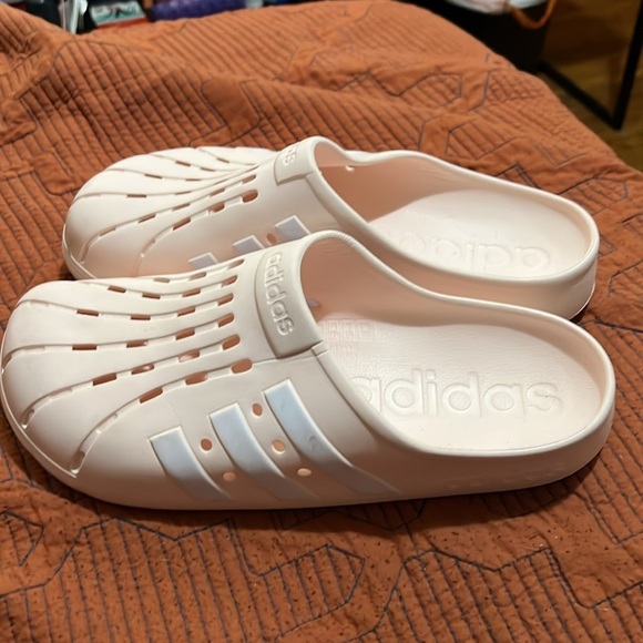 Adidas slides - Picture 2 of 6